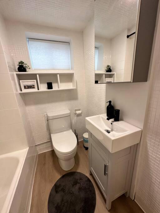 Apartament Petite Main Street Haven Vancouver Zewnętrze zdjęcie